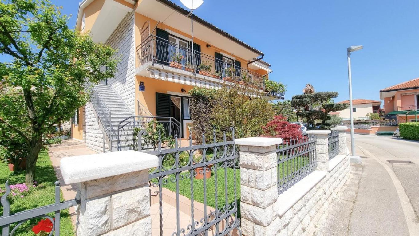 Alma One Lägenhet Novigrad Istria Exteriör bild